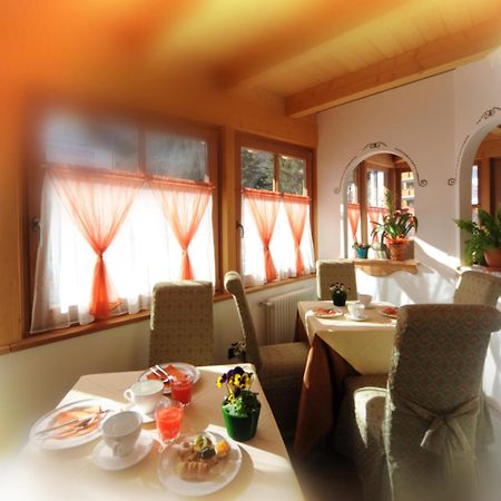 Residence Garni Il Giglio Commezzadura Εξωτερικό φωτογραφία