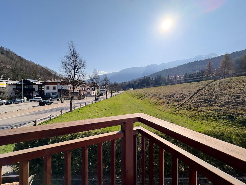 Residence Garni Il Giglio Commezzadura Εξωτερικό φωτογραφία